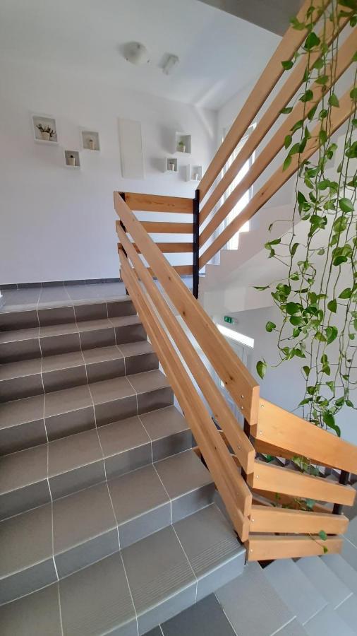 Posteja Rooms Zadar Bagian luar foto