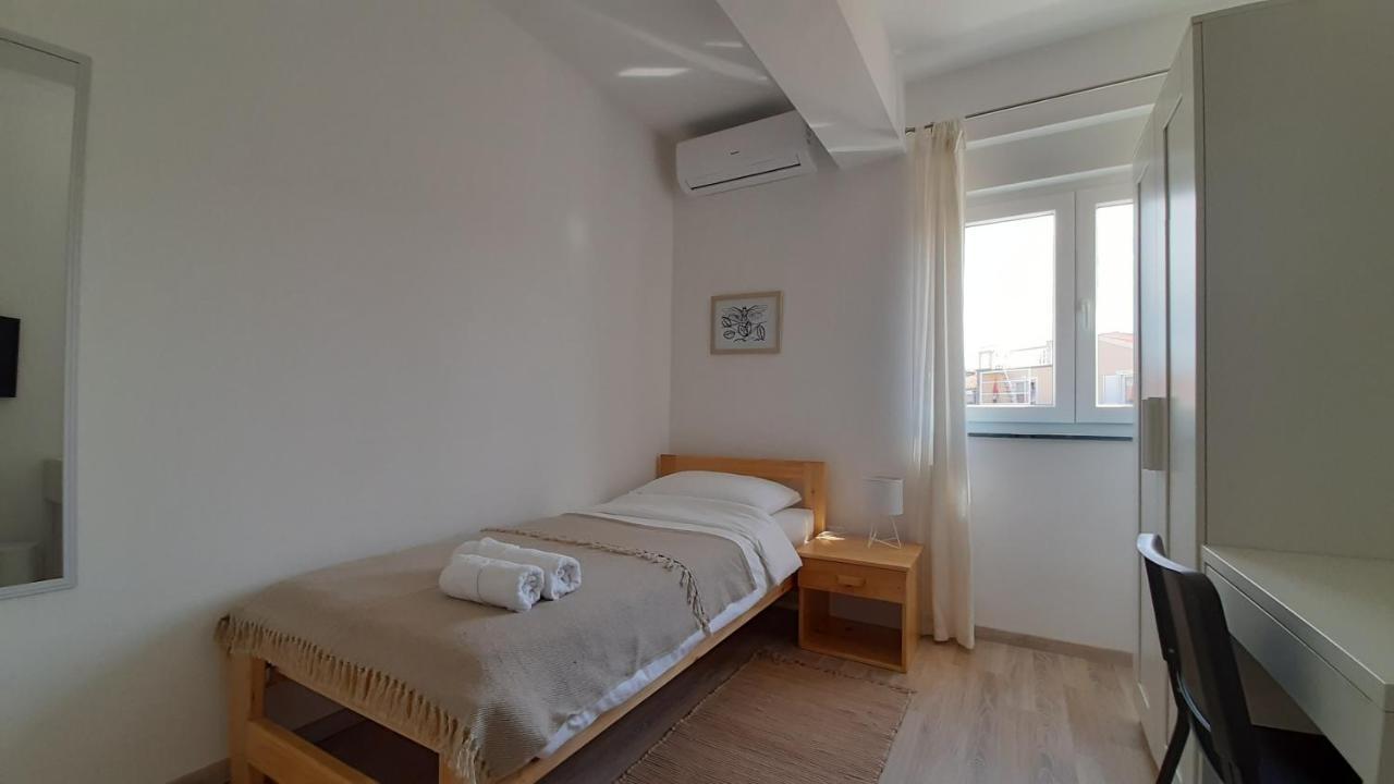 Posteja Rooms Zadar Bagian luar foto