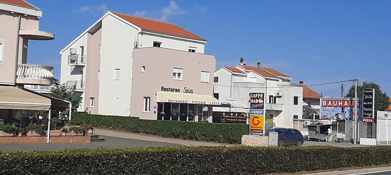 Posteja Rooms Zadar Bagian luar foto